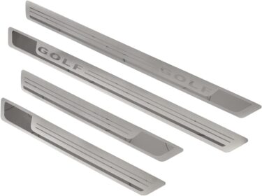 VWゴルフ7専用！おしゃれで実用的なドアスカッフプレート！