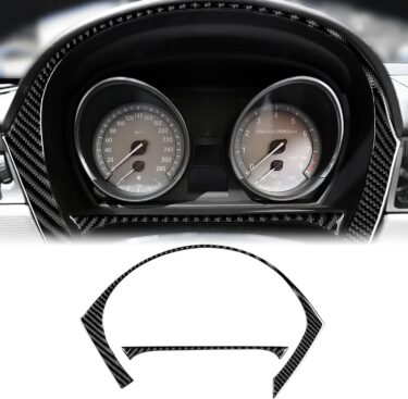 BMW Z4のメーター周りをドレスアップ！リアルカーボンの高級感ステッカー！