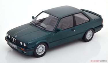 深みのあるグリーンが渋い。BMW 325i E30 Mパッケージの1/18ミニカー！