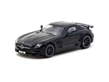 精悍なブラックが魅力！1/64 Mercedes-Benz SLS AMG Black Series ミニカーをチェック！